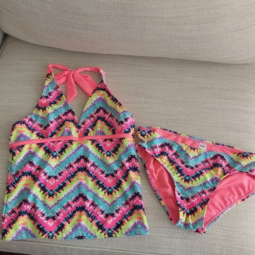 Girls 2 piece tankini Justice bathing suit